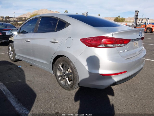 Hyundai ELANTRA SEL 2018 5NPD84LF6JH225089 Image 3