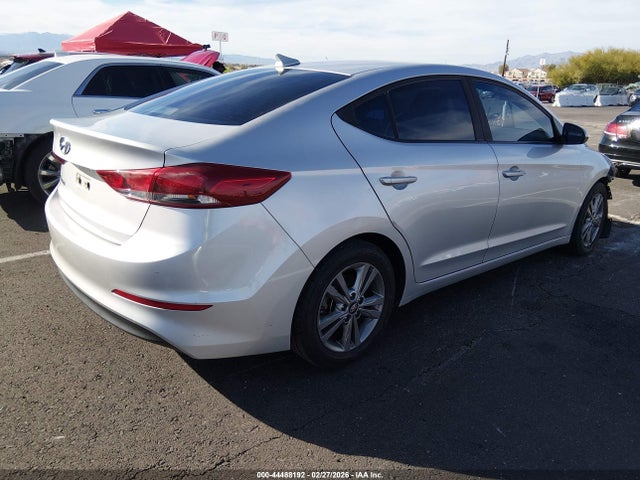 Hyundai ELANTRA SEL 2018 5NPD84LF6JH225089 Image 4