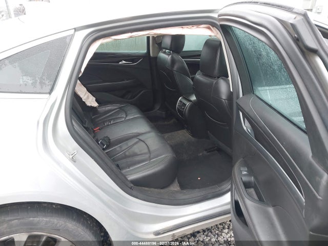 1G4ZR5SS4HU122353 Buick Lacrosse Premium