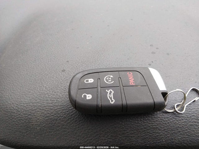 2013 Dodge Journey Sxt მანქანა იყიდება აუქციონზე, vin: 3C4PDDBG1DT593235, აუქციონის ნომერი: 44488213