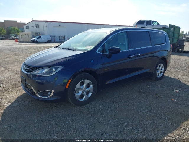 2C4RC1H72JR332969 Chrysler Pacifica Hybrid Touring Plus