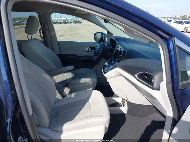 2C4RC1H72JR332969 Chrysler Pacifica Hybrid Touring Plus