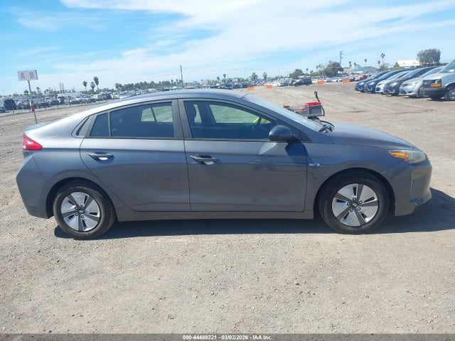 KMHC65LC5JU100258 Hyundai Ioniq Hybrid Blue