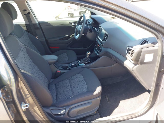 KMHC65LC5JU100258 Hyundai Ioniq Hybrid Blue