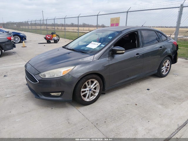 Ford FOCUS SE 2016 1FADP3F22GL238079 Image 2