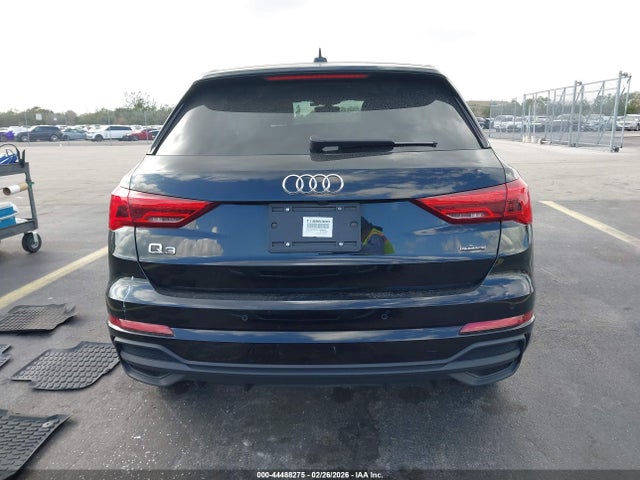 Продаж на аукціоні авто 2023 Audi Q3 Premium 45 Tfsi S Line Quattro Tiptronic, vin: WA1DECF37P1068638, номер лоту: 44488275
