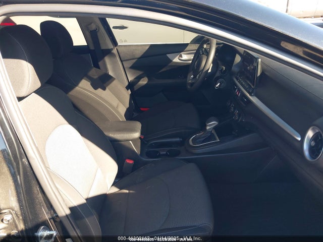 3KPF24AD9RE749266 KIA Forte Lxs