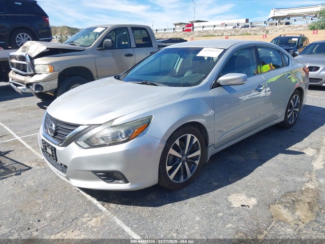 Nissan Altima 2.5 Sr 2017 1N4AL3AP3HC137846 Image 2