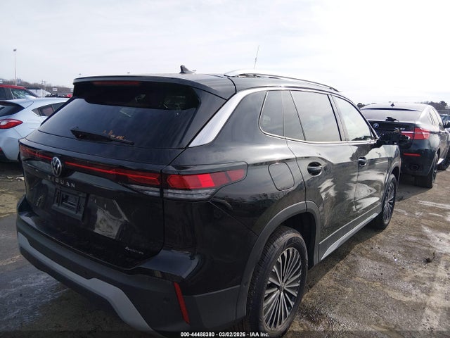 2025 VOLKSWAGEN TIGUAN 3VVBR7RM5SM067000 Photo 3