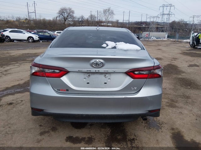 Toyota CAMRY LE 2022 4T1C11AK6NU657025 Image 17
