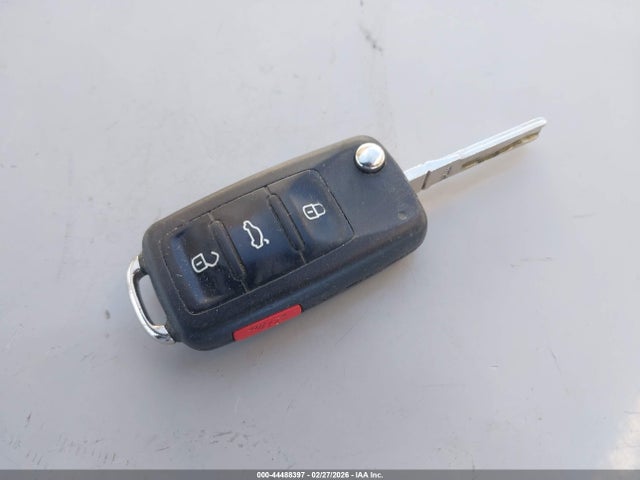 1VWDT7A35HC049986 Volkswagen Passat 1.8t R-line