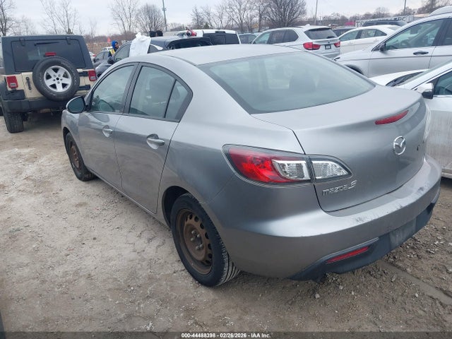 44488398 :رقم المزاد ، JM1BL1UF7B1900833 vin ، 2011 Mazda Mazda3 I Sport مزاد بيع