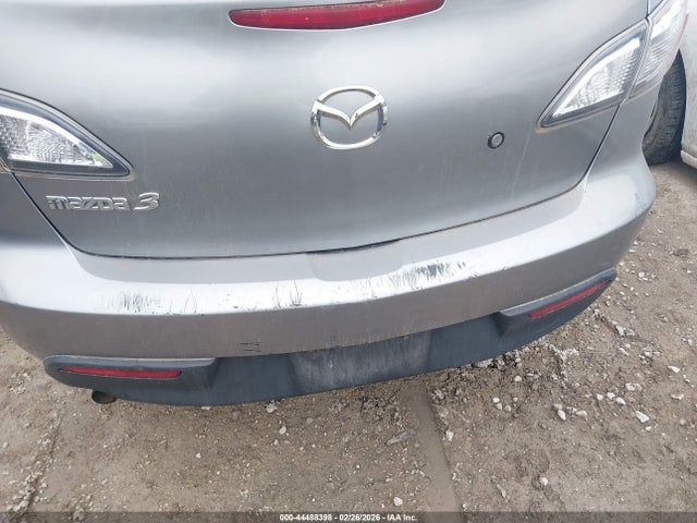 44488398 :رقم المزاد ، JM1BL1UF7B1900833 vin ، 2011 Mazda Mazda3 I Sport مزاد بيع