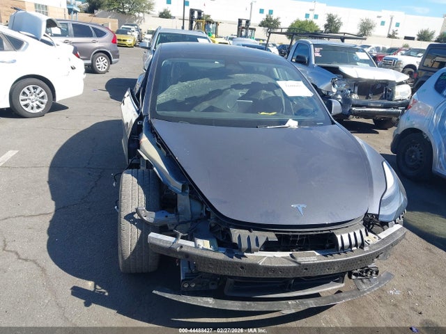 2023 Tesla Model 3 Rear-wheel Drive მანქანა იყიდება აუქციონზე, vin: 5YJ3E1EA2PF697642, აუქციონის ნომერი: 44488427