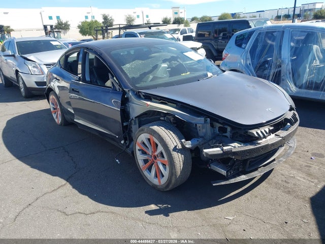 2023 Tesla Model 3 Rear-wheel Drive მანქანა იყიდება აუქციონზე, vin: 5YJ3E1EA2PF697642, აუქციონის ნომერი: 44488427
