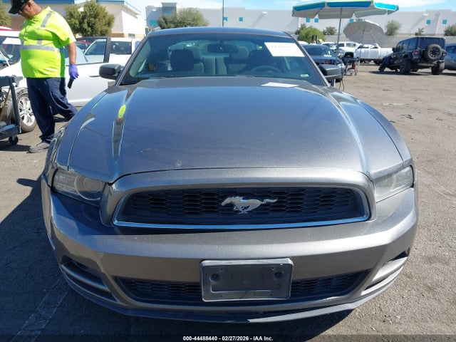 1ZVBP8AM9E5304276 Ford Mustang V6