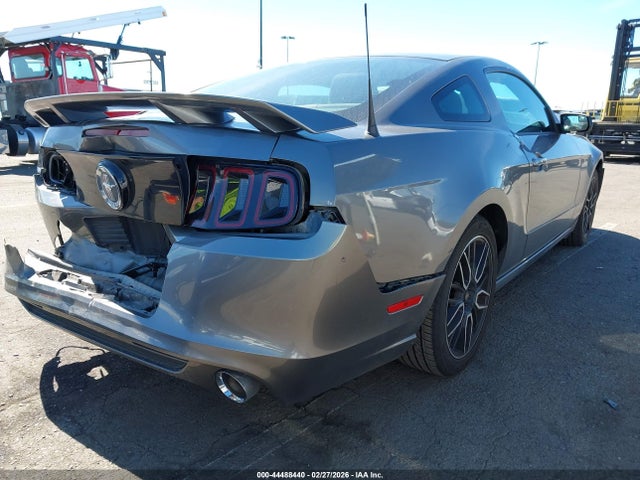 1ZVBP8AM9E5304276 Ford Mustang V6