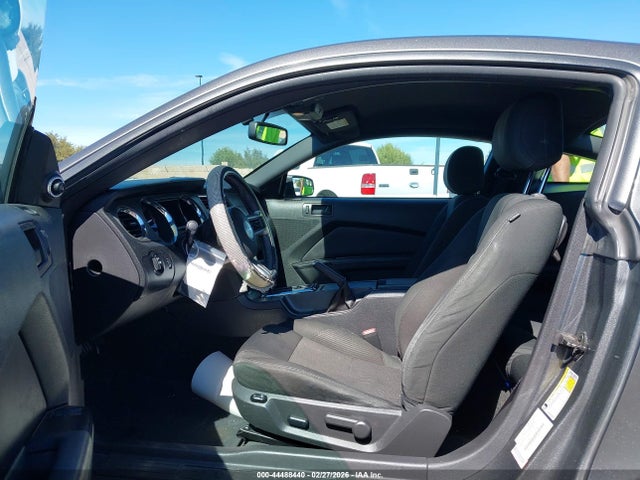 1ZVBP8AM9E5304276 Ford Mustang V6
