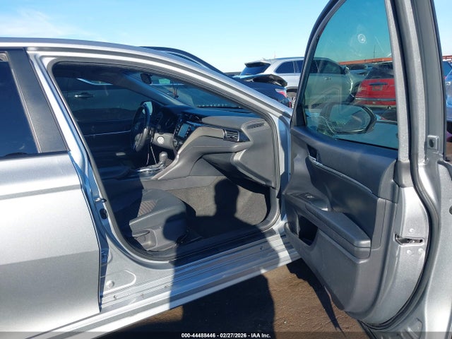 4T1B11HK4KU288727 Toyota CAMRY SE