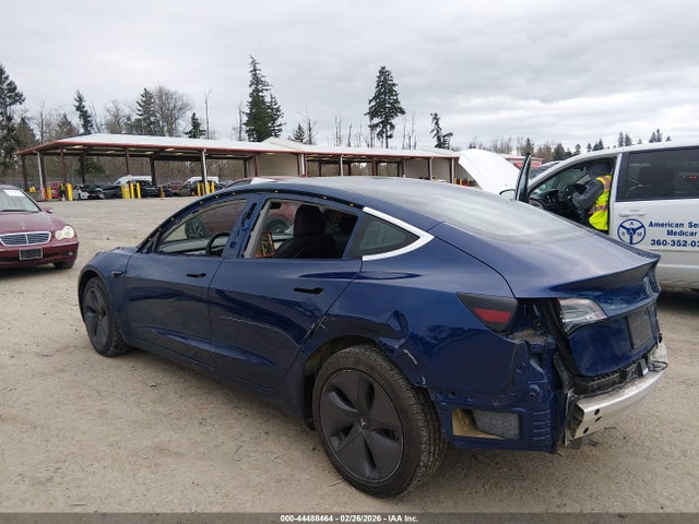 2019 Tesla Model 3 Long Range/performance მანქანა იყიდება აუქციონზე, vin: 5YJ3E1EB3KF497564, აუქციონის ნომერი: 44488464