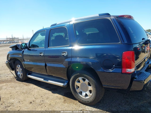 2005 Cadillac Escalade Standard მანქანა იყიდება აუქციონზე, vin: 1GYEK63N05R125247, აუქციონის ნომერი: 44488493
