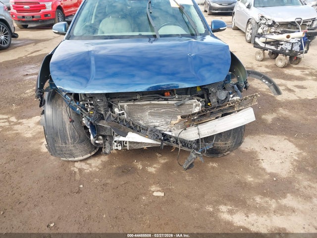 44488508 :رقم المزاد ، KNDCE3LC7H5094382 vin ، 2017 Kia Niro Touring مزاد بيع