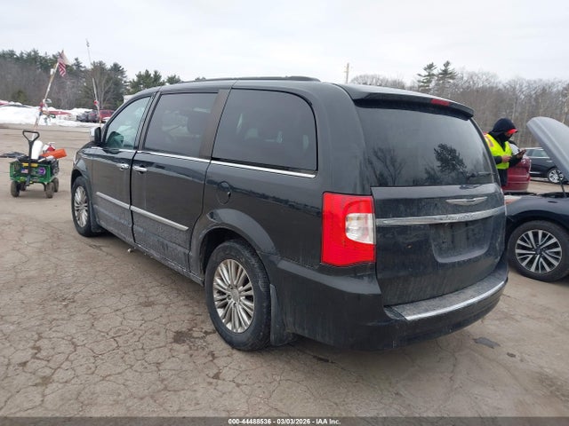 Продаж на аукціоні авто 2016 Chrysler Town & Country Touring-l Anniversary Edition, vin: 2C4RC1CG6GR111536, номер лоту: 44488536