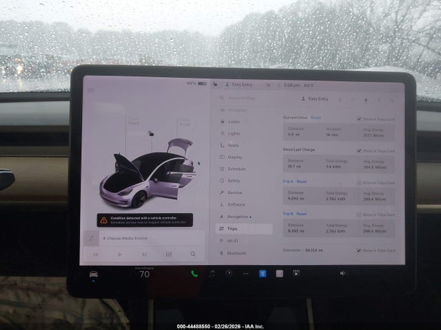 44488550 :رقم المزاد ، 5YJ3E1EB9JF104567 vin ، 2018 Tesla Model 3 Long Range/performance مزاد بيع