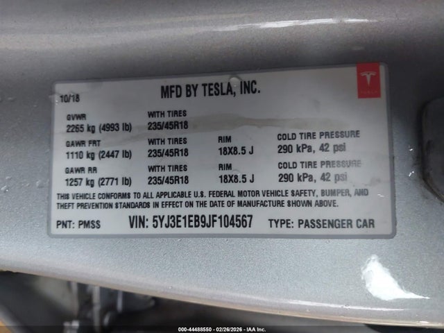 44488550 :رقم المزاد ، 5YJ3E1EB9JF104567 vin ، 2018 Tesla Model 3 Long Range/performance مزاد بيع