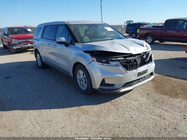 2022 KIA CARNIVAL MPV KNDNB4H3XN6122746