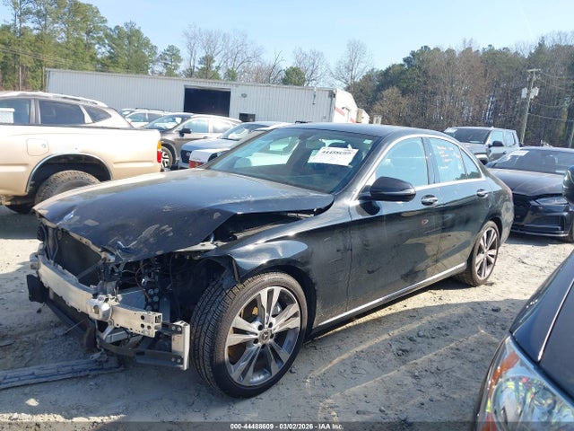44488609 :رقم المزاد ، 55SWF4JB0HU223599 vin ، 2017 Mercedes-benz C 300 مزاد بيع