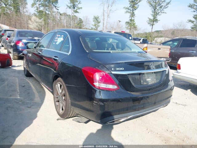 2017 MERCEDES-BENZ C 300 55SWF4JB0HU223599 Photo 2
