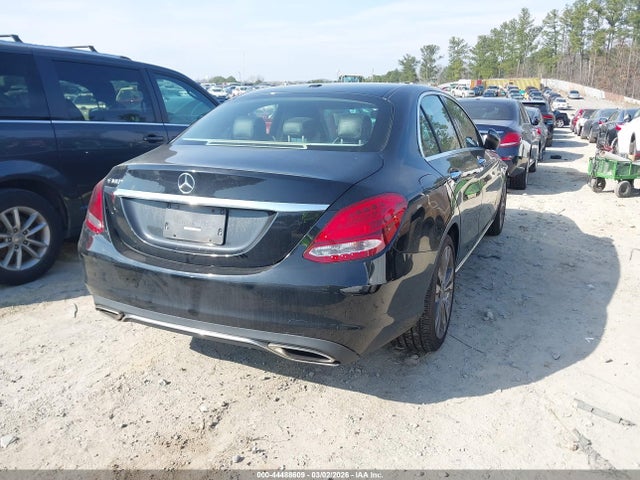 2017 MERCEDES-BENZ C 300 55SWF4JB0HU223599 Photo 3