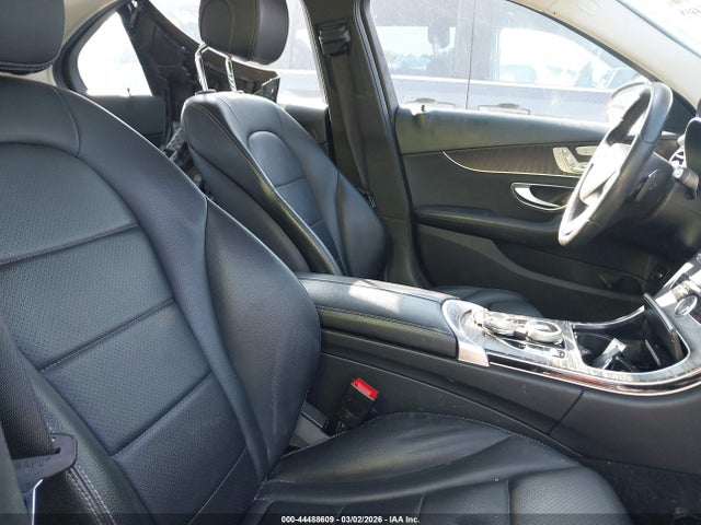 2017 MERCEDES-BENZ C 300 55SWF4JB0HU223599 Photo 4