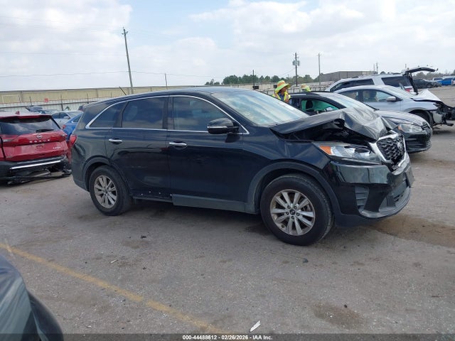 Продаж на аукціоні авто 2019 Kia Sorento 2.4l Lx, vin: 5XYPG4A32KG568161, номер лоту: 44488612