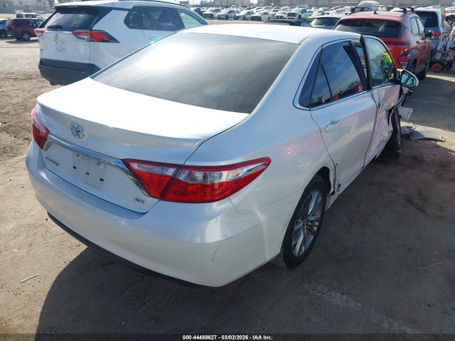 2017 TOYOTA CAMRY 4T1BF1FK0HU282372 Photo 3