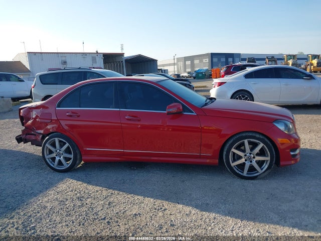Продаж на аукціоні авто 2014 Mercedes-benz C 250 Sport, vin: WDDGF4HBXEA963697, номер лоту: 44488632