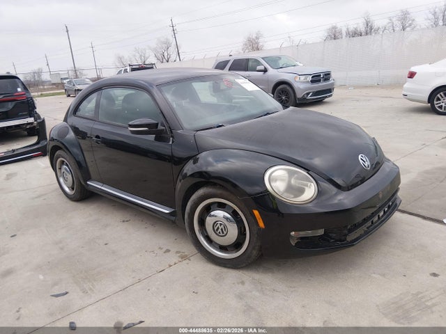 44488635 :رقم المزاد ، 3VWJX7AT5DM607674 vin ، 2013 Volkswagen Beetle 2.5l مزاد بيع