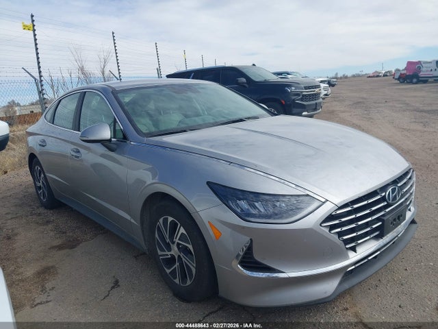KMHL24JJ3MA028425 Hyundai Sonata Blue