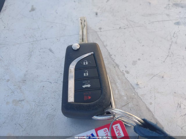 4T1B11HKXKU226720 Toyota CAMRY SE