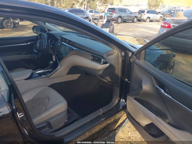 4T1B11HKXKU226720 Toyota CAMRY SE