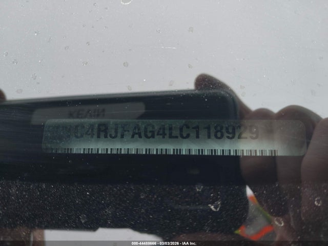 Продаж на аукціоні авто 2020 Jeep Grand Cherokee Upland 4x4, vin: 1C4RJFAG4LC118929, номер лоту: 44488666