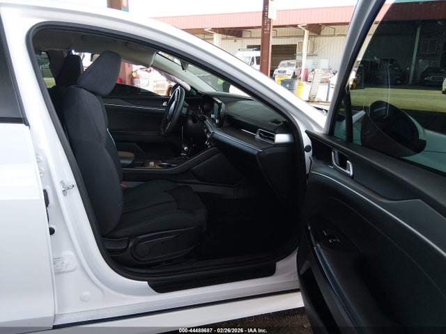 5XXG14J20PG211906 KIA K5 LXS