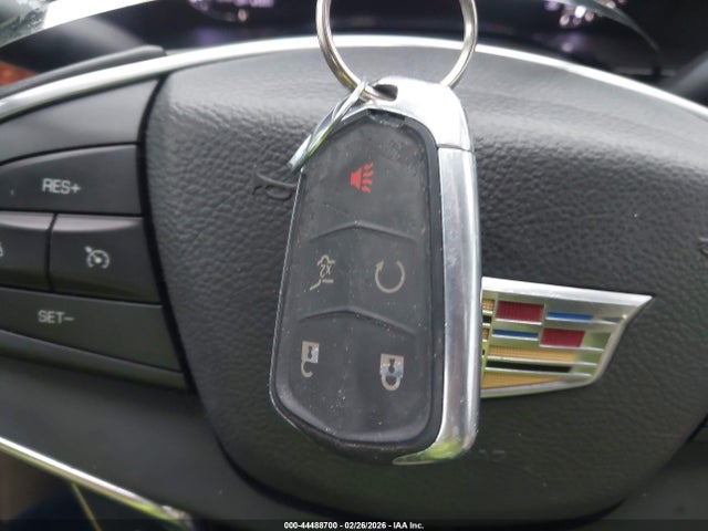 2017 CADILLAC XT5 1GYKNCRS3HZ138939 Photo 10