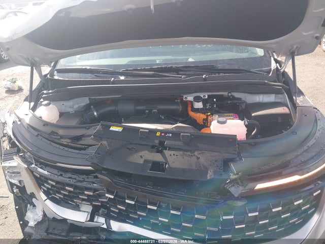 2025 KIA CARNIVAL MPV HYBRID KNDNE5KA4S6061474 Photo 9