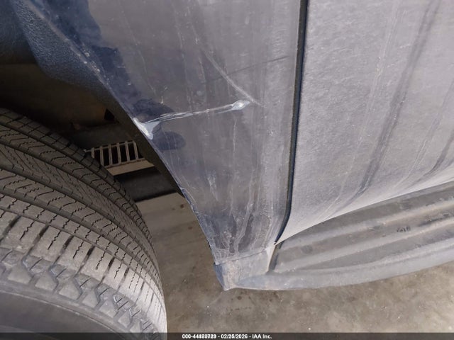 1GNSKGEC6JR135339 Chevrolet Suburban Ls