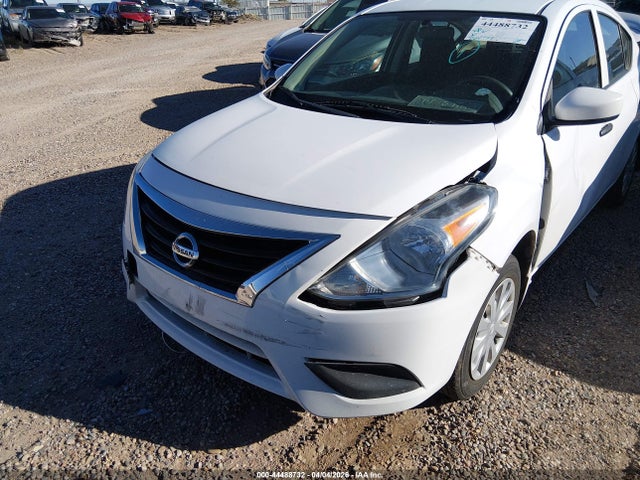3N1CN7AP9HL886727 Nissan Versa 1.6 S+