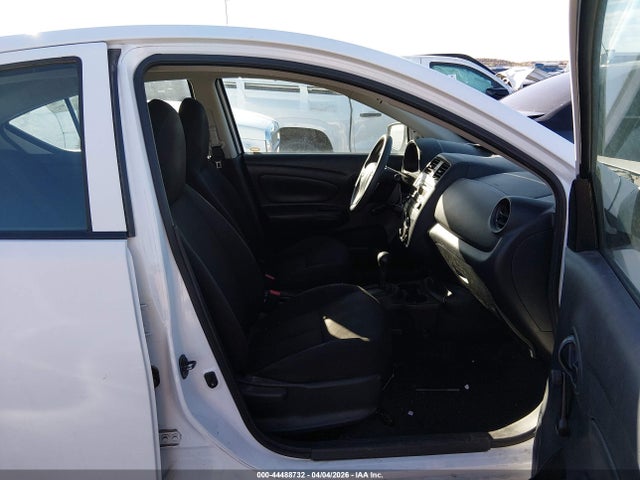 3N1CN7AP9HL886727 Nissan Versa 1.6 S+