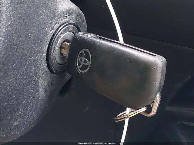 NMTKHMBXXJR025780 Toyota C-HR XLE