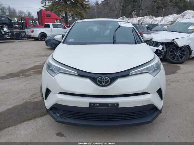 NMTKHMBXXJR025780 Toyota C-HR XLE